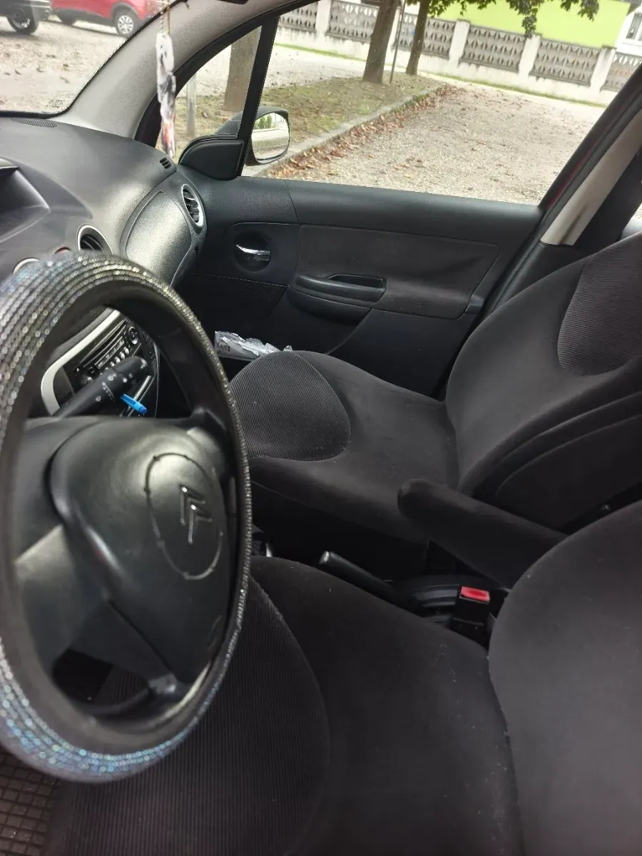 Citroen C3 2008 photo 2