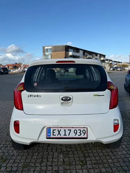 Kia Picanto 2012 photo 3