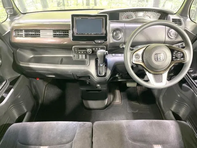 Honda N-Box 2019 photo 2