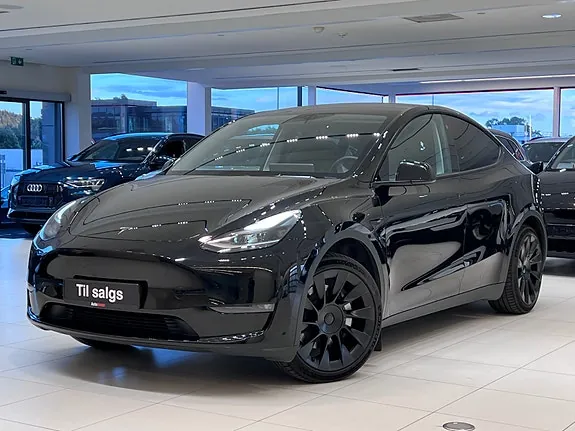 Tesla Model Y 2023 photo 5