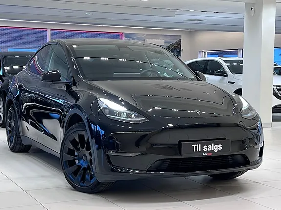 Tesla Model Y 2023 photo 3