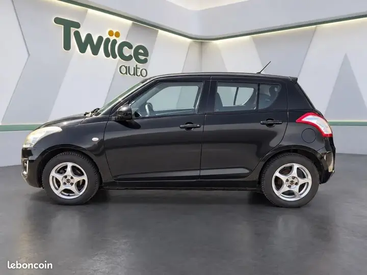 Suzuki Swift 2014 photo 2