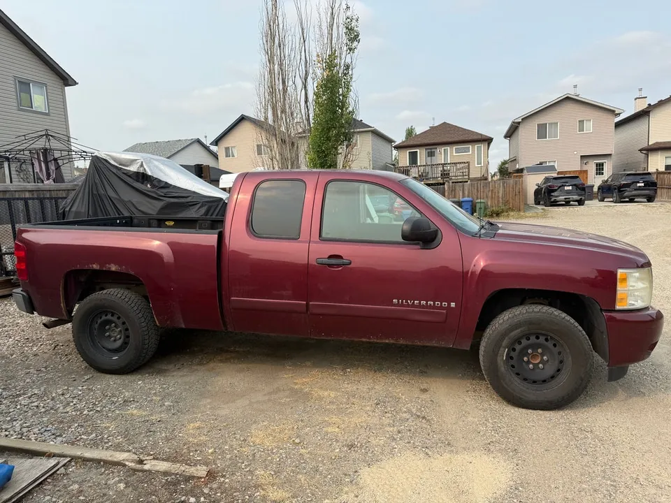 Chevrolet Silverado 1500 2008 photo 4