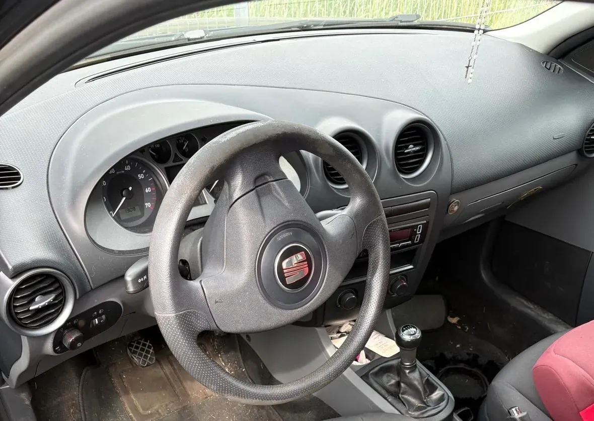 Seat Ibiza 2008 photo 3