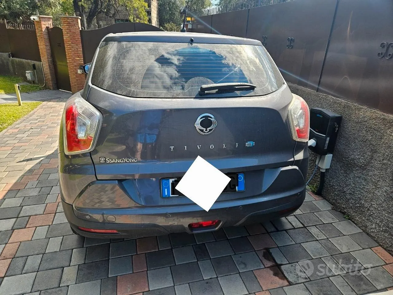 KG Mobility Tivoli 2015 photo 5