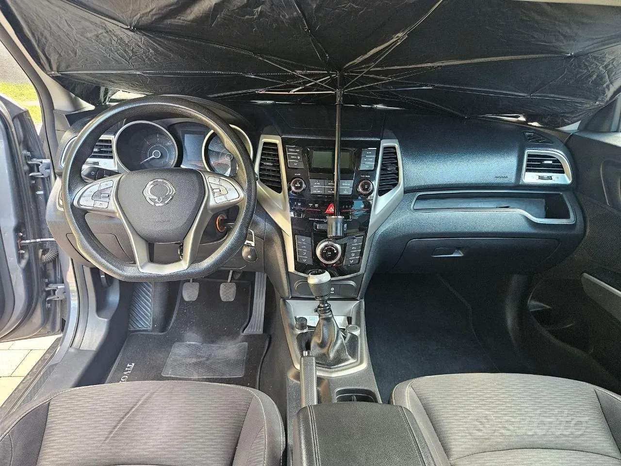 KG Mobility Tivoli 2015 photo 3