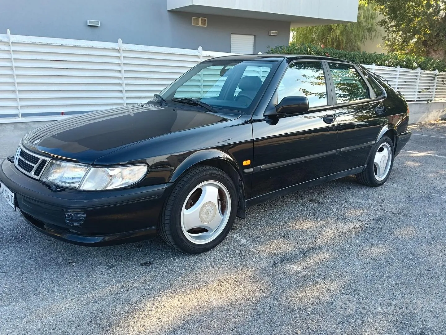 Saab 900 1998 photo 2