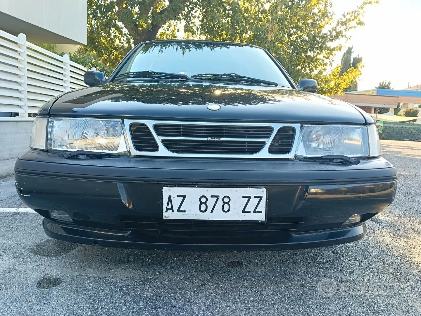 Saab 900