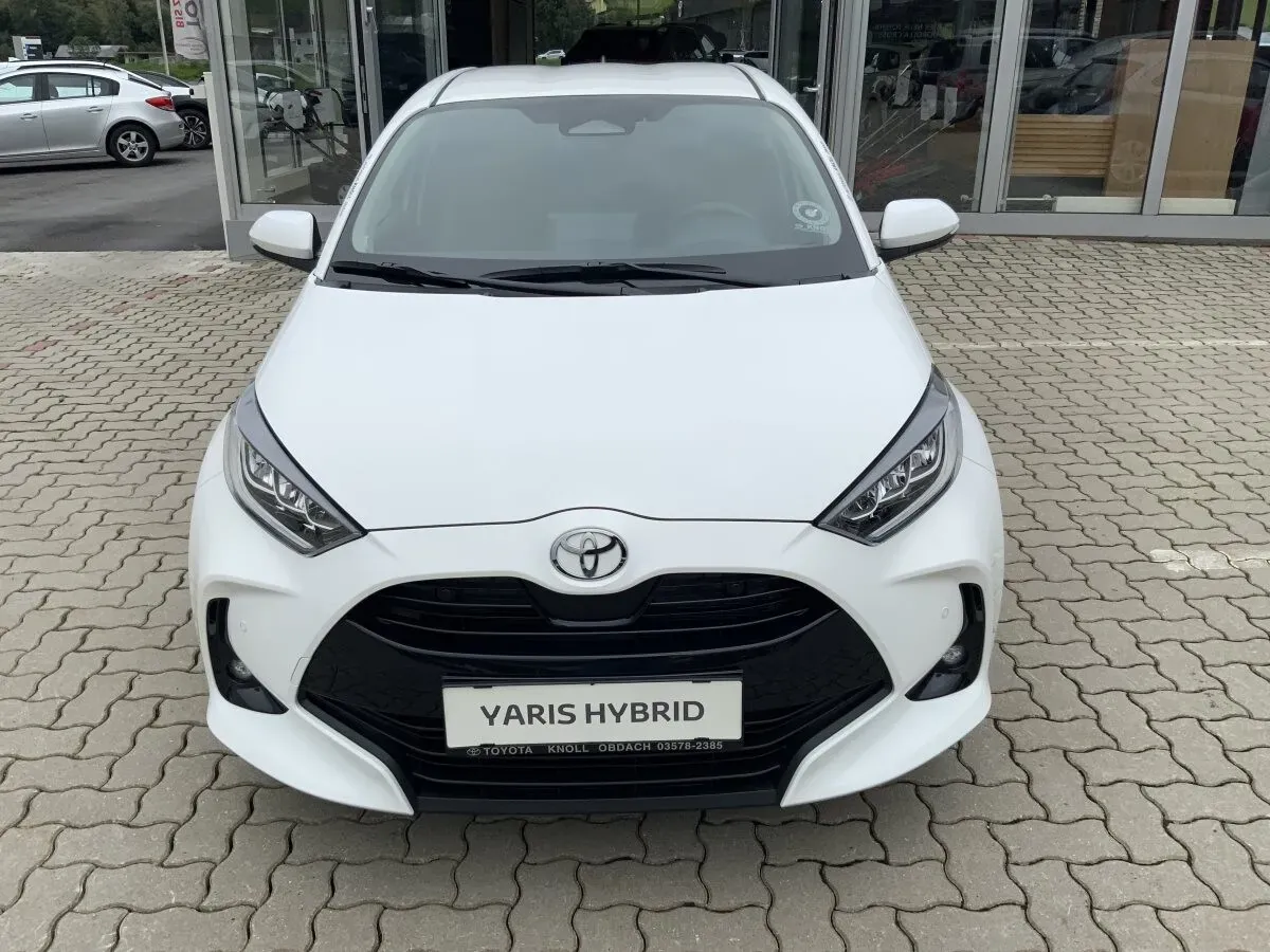 Toyota Yaris 2026 photo 2