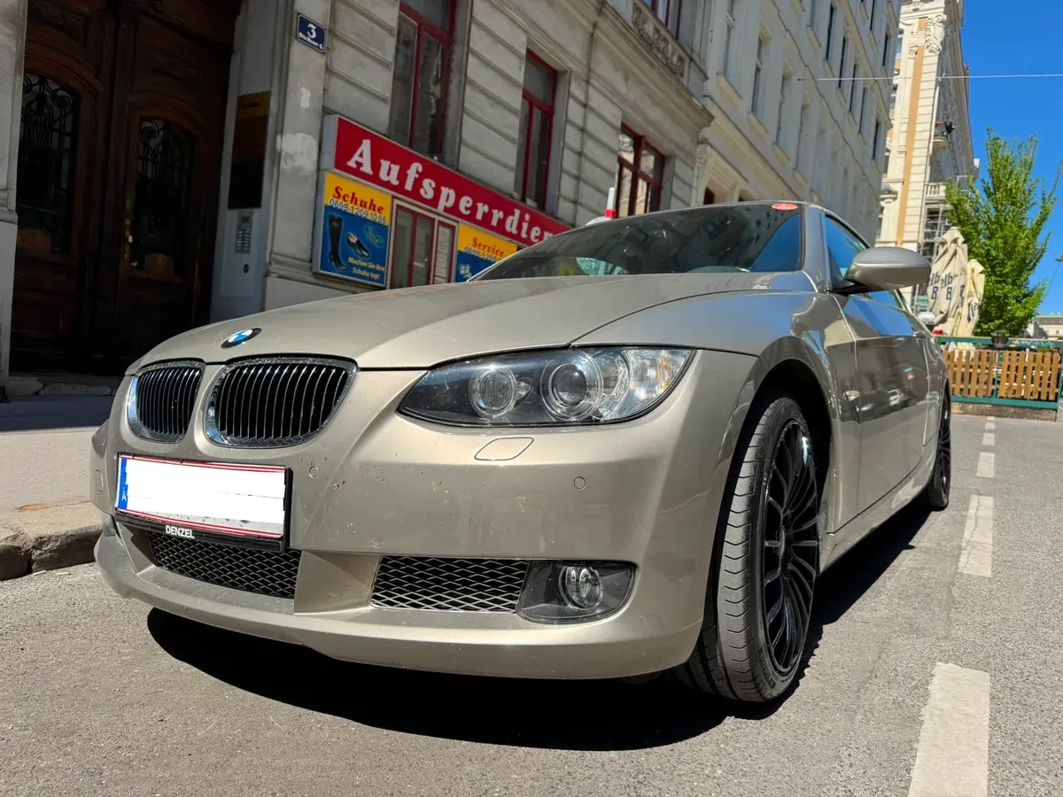 BMW 3 Series 2007 photo 2