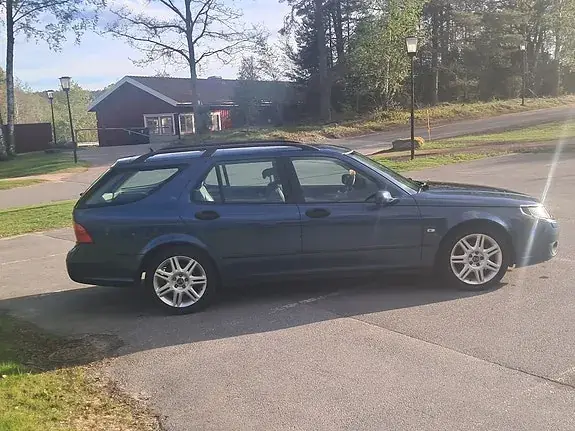 Saab 9-5 2006 photo 2
