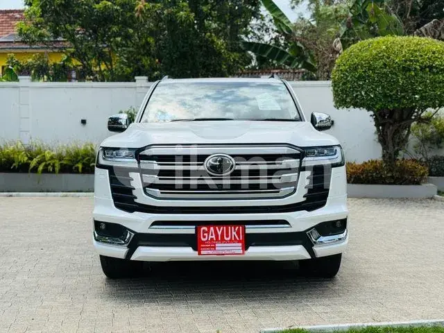 Toyota Land Cruiser 2024 photo 3