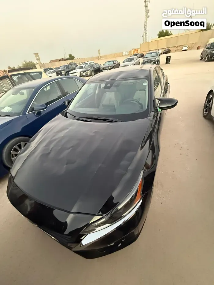 Nissan Altima 2023 photo 3