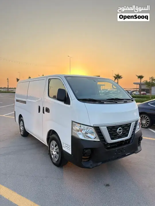 Nissan Urvan 2021 photo 2