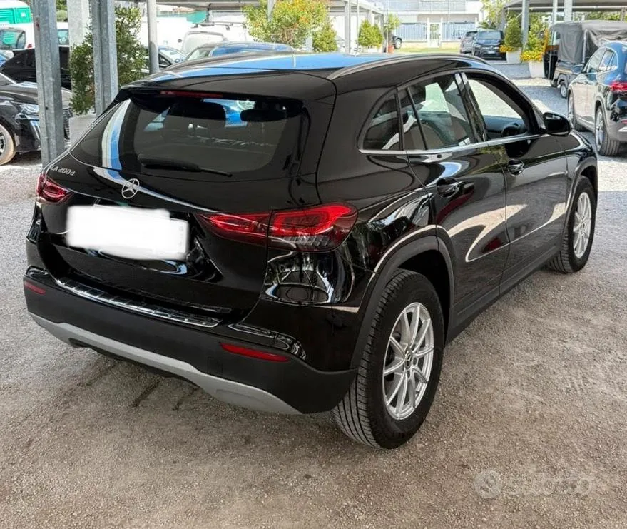 Mercedes-Benz Gla 2023 photo 2