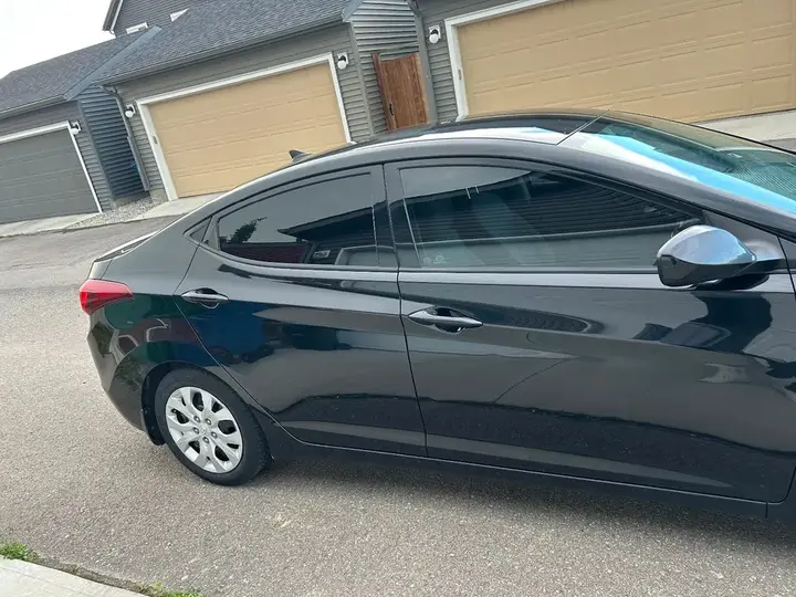 Hyundai Elantra 2014 photo 2