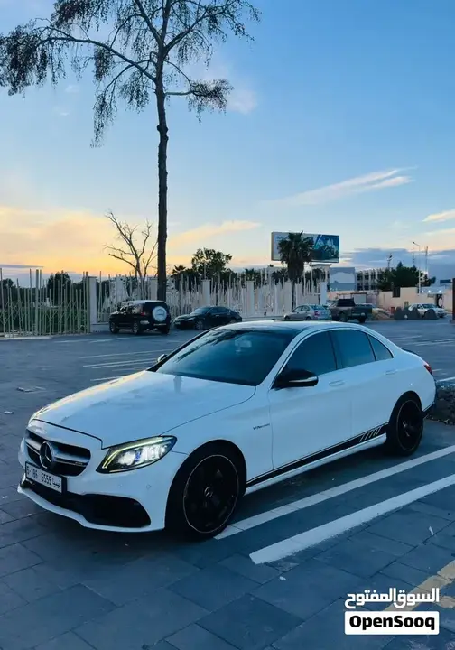 Mercedes-Benz C300