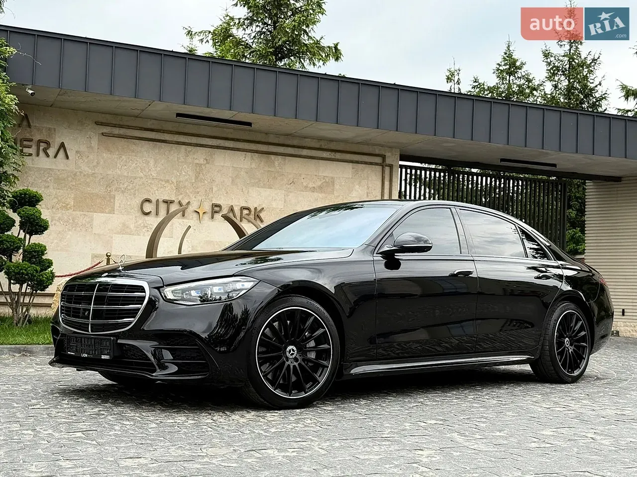 Mercedes-Benz S-Class 2022 photo 5