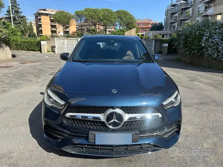 Mercedes-Benz Gla 2023 photo 2
