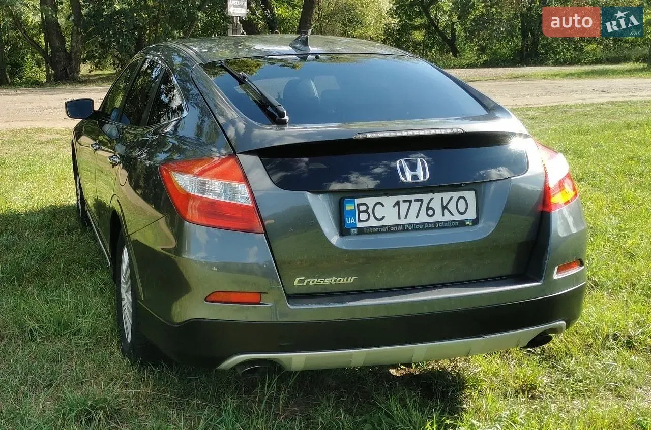Honda Crosstour 2014 photo 3