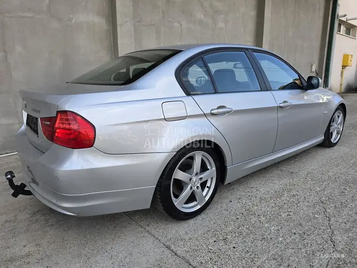 BMW 320 2009 photo 5