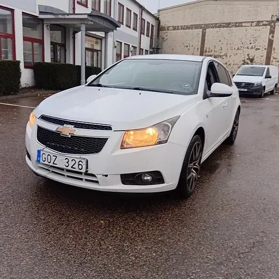Chevrolet Cruze 2012 photo 2