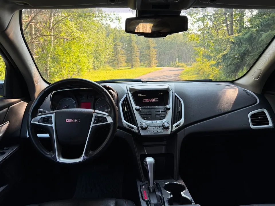 GMC Terrain 2012 photo 2