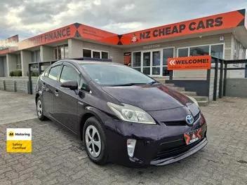 Toyota Prius 2013 photo 2