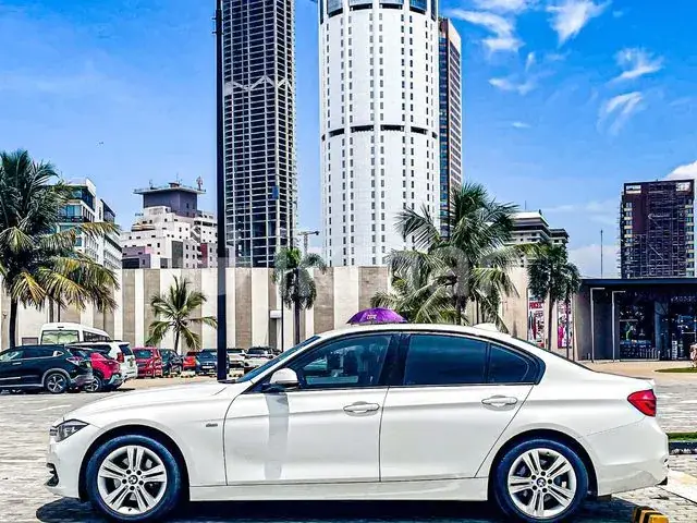 BMW 318I 2017 photo 5
