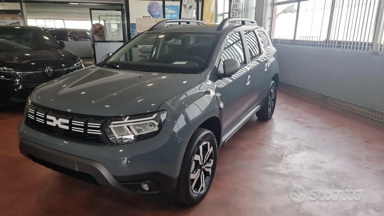 Dacia Duster 2023 photo 2