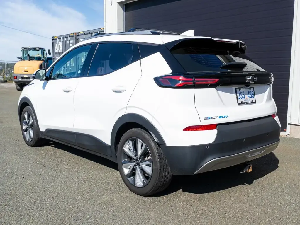 Chevrolet Bolt 2023 photo 4