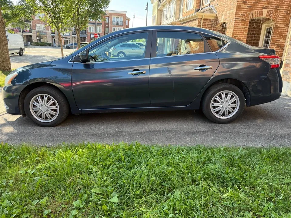 Nissan Sentra 2014 photo 4