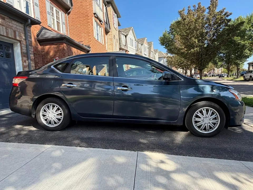 Nissan Sentra 2014 photo 2