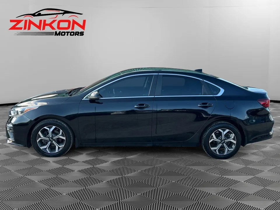 Kia Forte 2021 photo 2