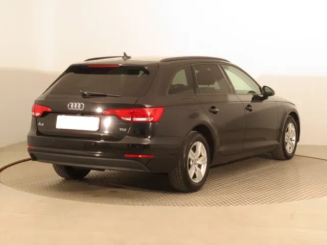 Audi A4 Avant 2016 photo 4