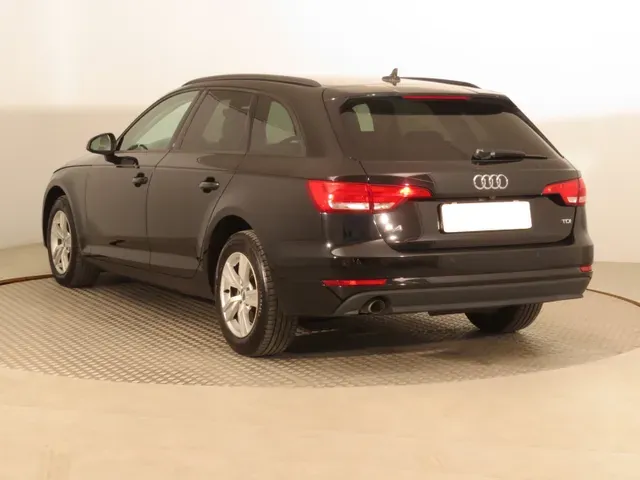 Audi A4 Avant 2016 photo 3