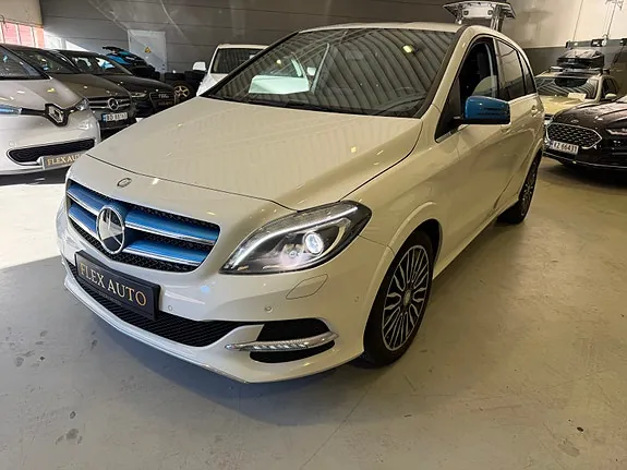 Mercedes-Benz Andre 2015 photo 2