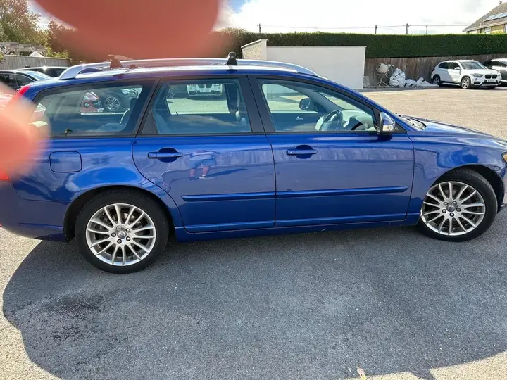 Volvo V50 2010 photo 3