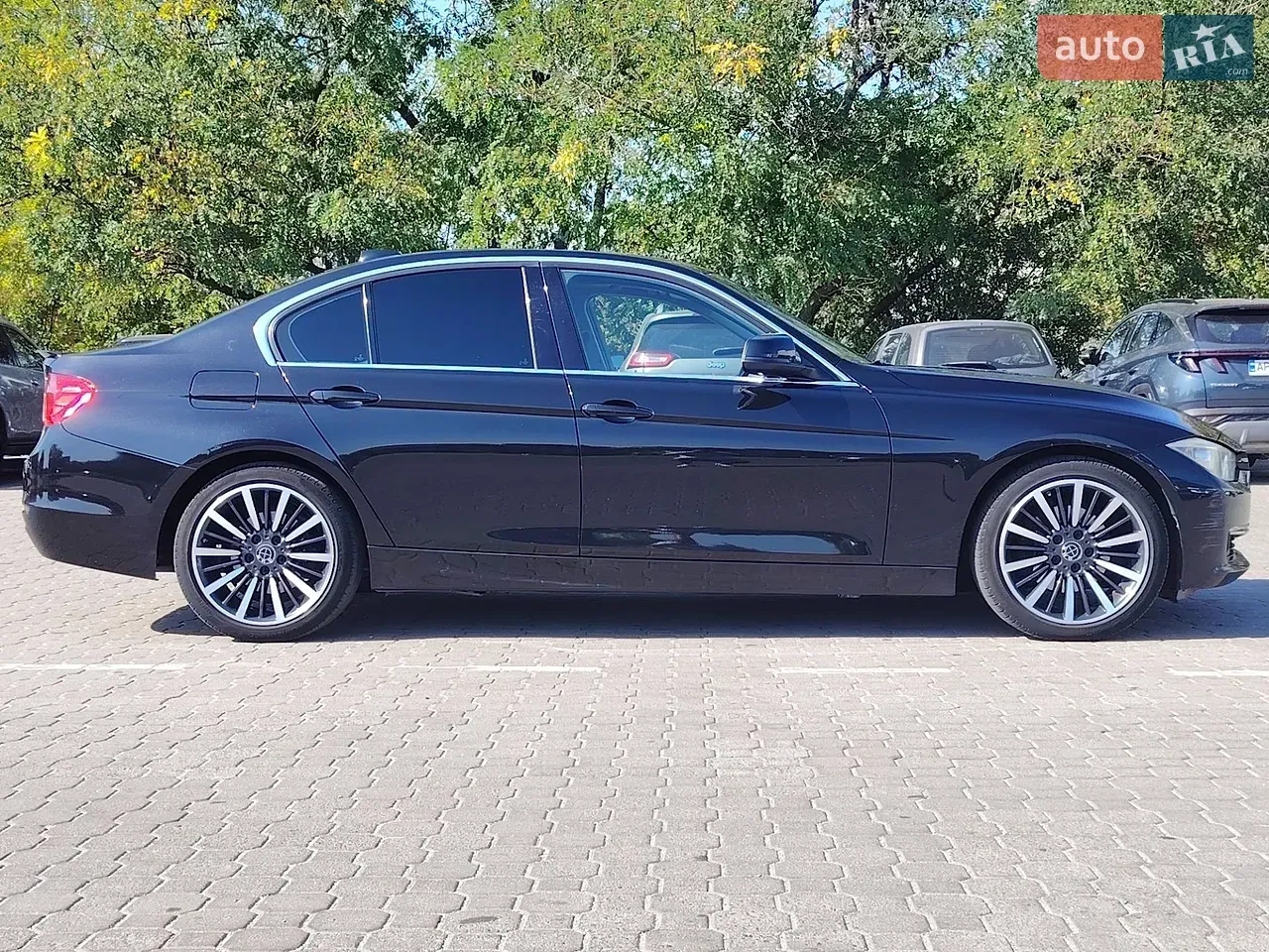 BMW 3 Series 2013 photo 4