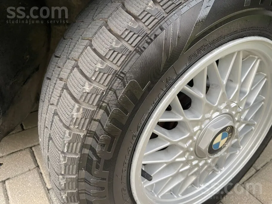 BMW 318 1991 photo 5