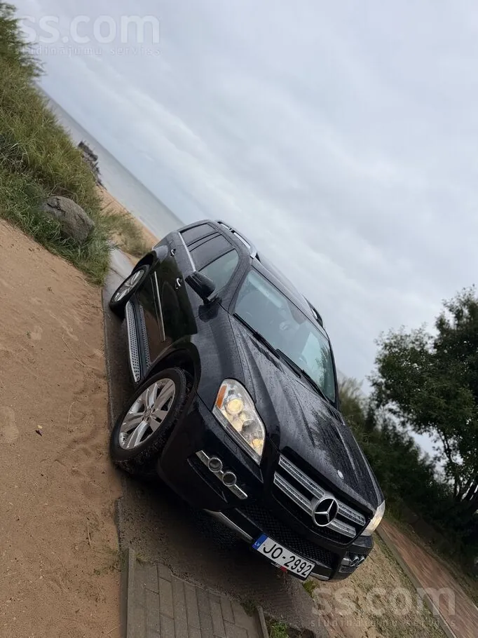 Mercedes-Benz Gl450 2011 photo 4