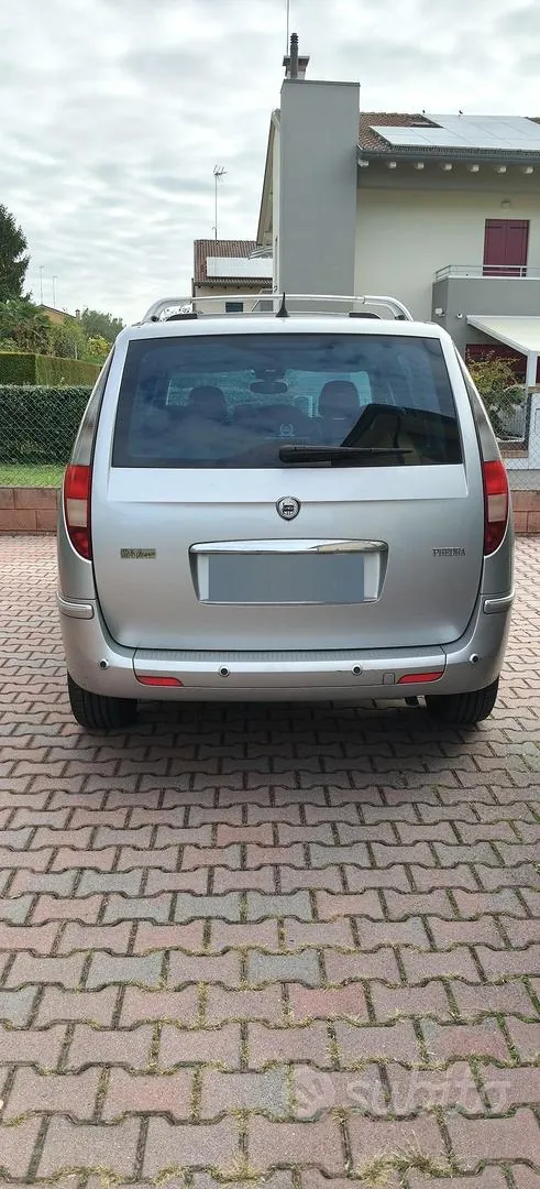 Lancia Phedra 2005 photo 3