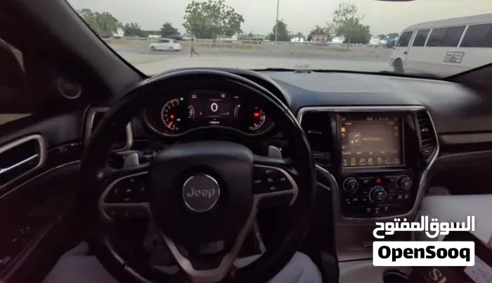 Jeep Grand Cherokee 2014 photo 4