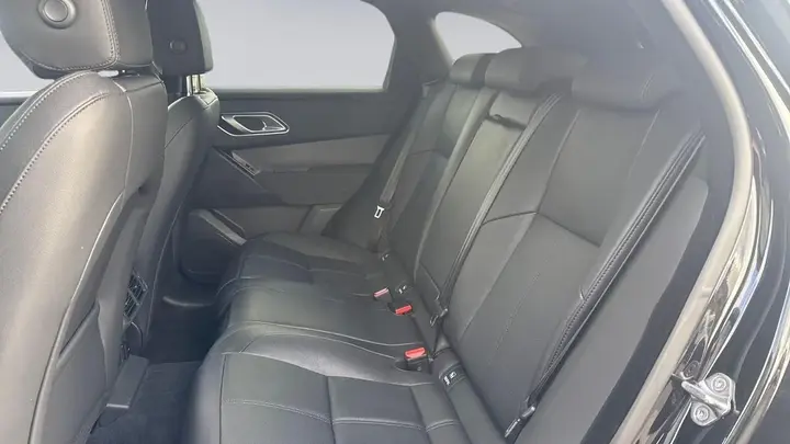 Land Rover Range Rover Velar 2025 photo 4