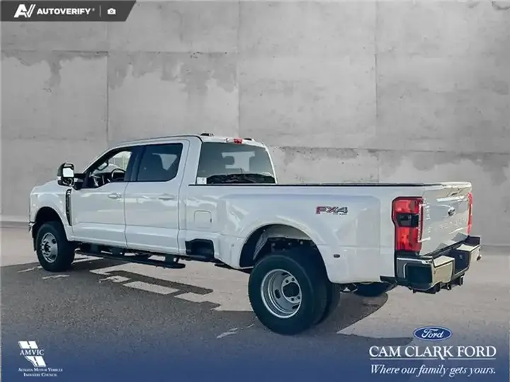 Ford F350 2026 photo 4