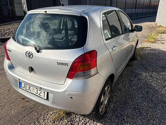 Toyota Yaris 2008 photo 4