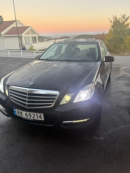 Mercedes-Benz E220 D 2012 photo 4