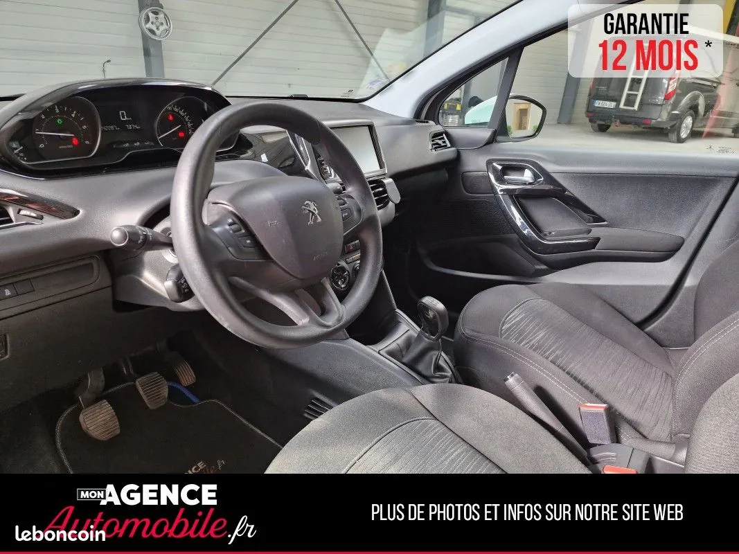 Peugeot 208 2017 photo 4