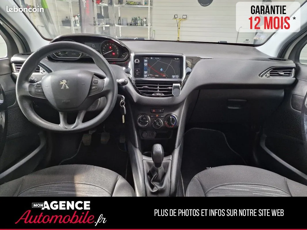 Peugeot 208 2017 photo 2