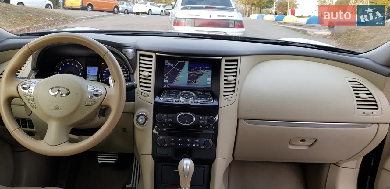 Infiniti Qx70 2013 photo 2